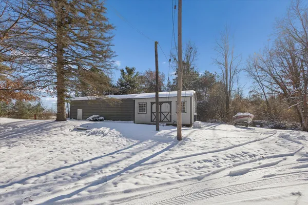 $225,000 | 2350 Brooklyn Road, Jackson, MI 49203