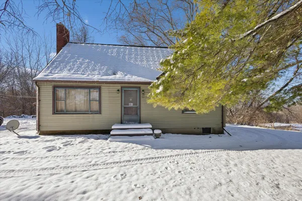 $225,000 | 2350 Brooklyn Road, Jackson, MI 49203