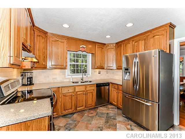 4623 Castleton Road Charlotte, NC 28211 - Photo 5 of 16 Gallery Image 5
