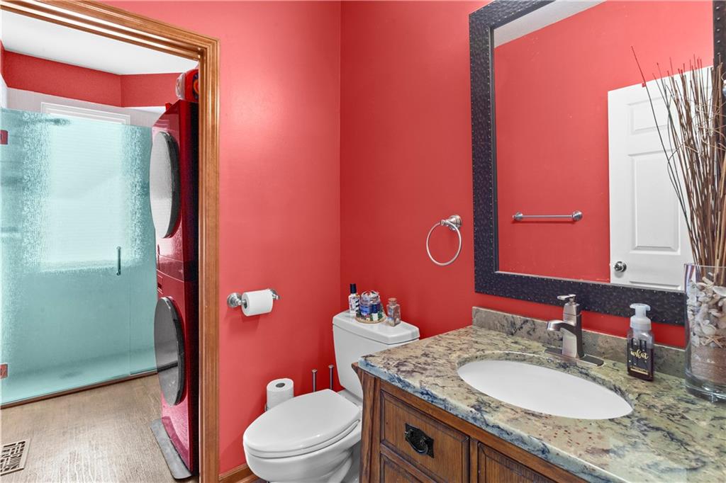 1090 Northeast Blackwell Road Lee's Summit, MO 64086 - Photo 18 of 35