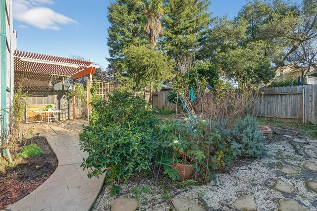 $438,000 | 5967 Woodside Drive, Rocklin, CA 95677