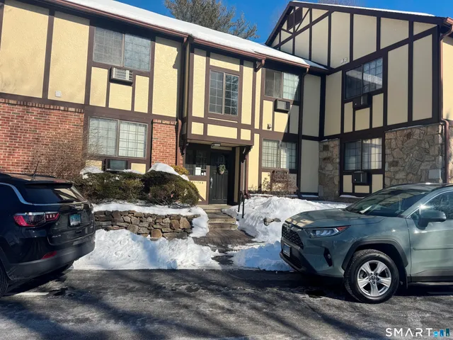 $3,200 | 50 Aiken Street, Unit 144, Norwalk, CT 06851