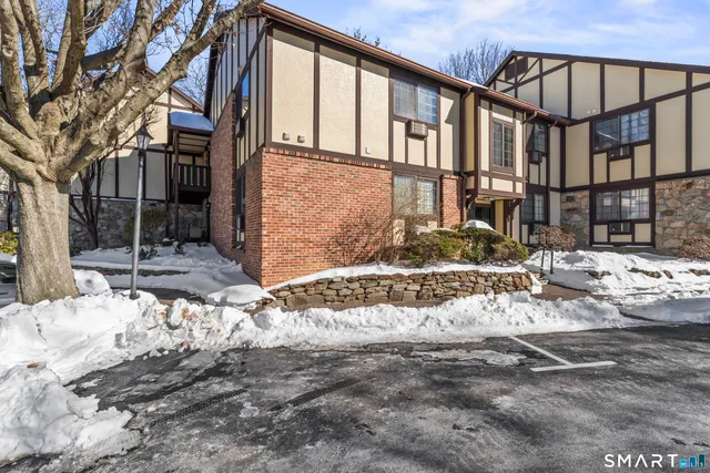 $3,200 | 50 Aiken Street, Unit 144, Norwalk, CT 06851