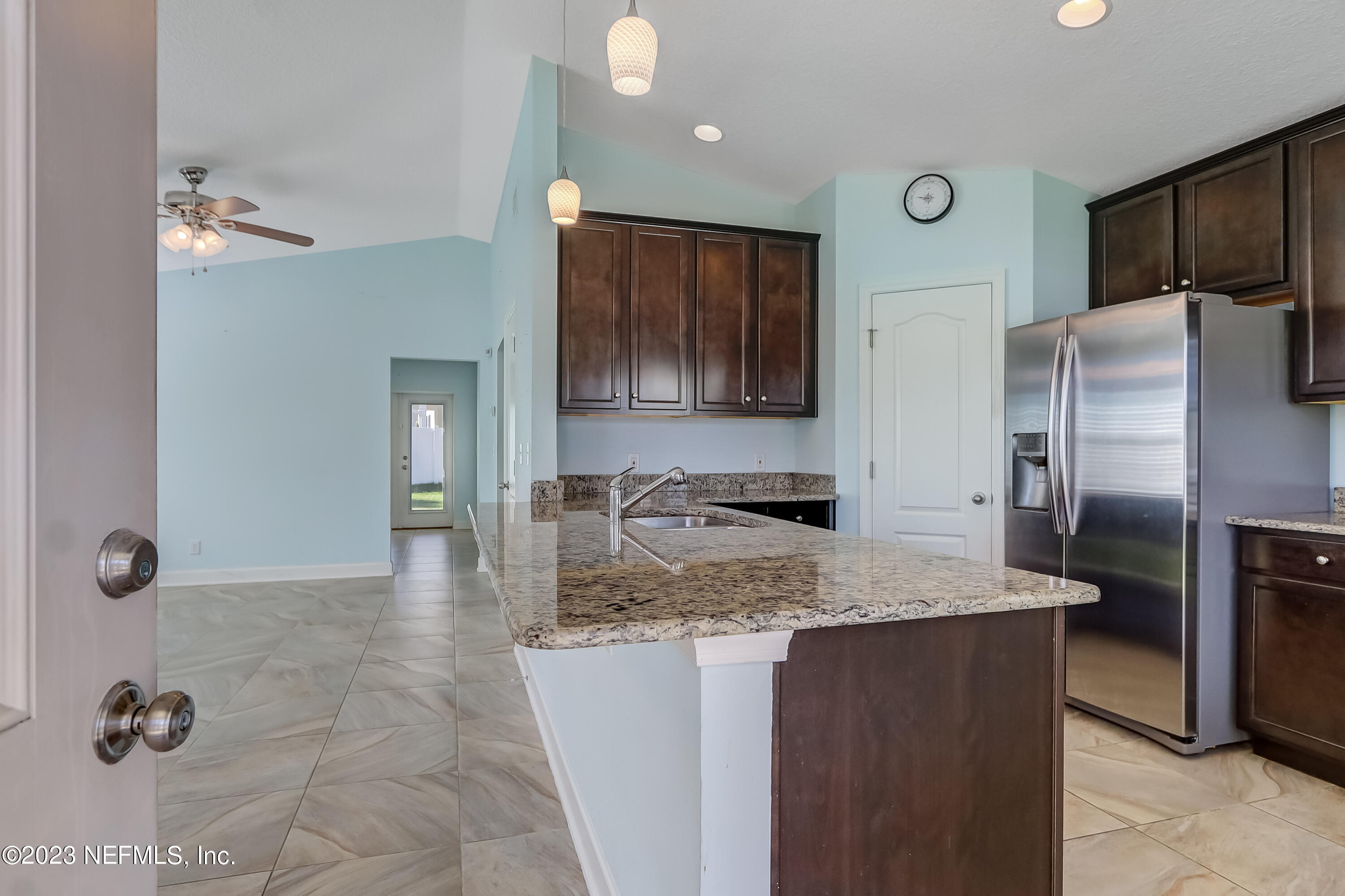 2110 3rd Street Neptune Beach, FL 32266 - Photo 5 of 36 Sue Wilson Photography Jacksonville (1)