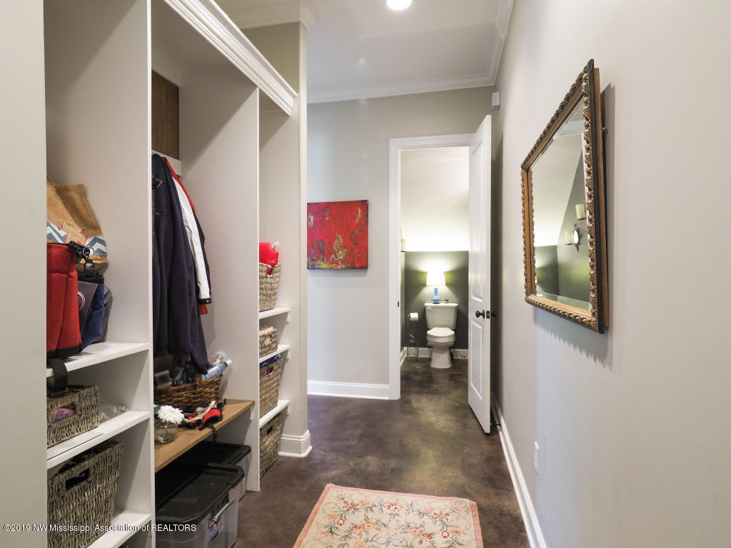 2297 Johnston Road Hernando, MS 38632 - Photo 23 of 44 Built-in Organization