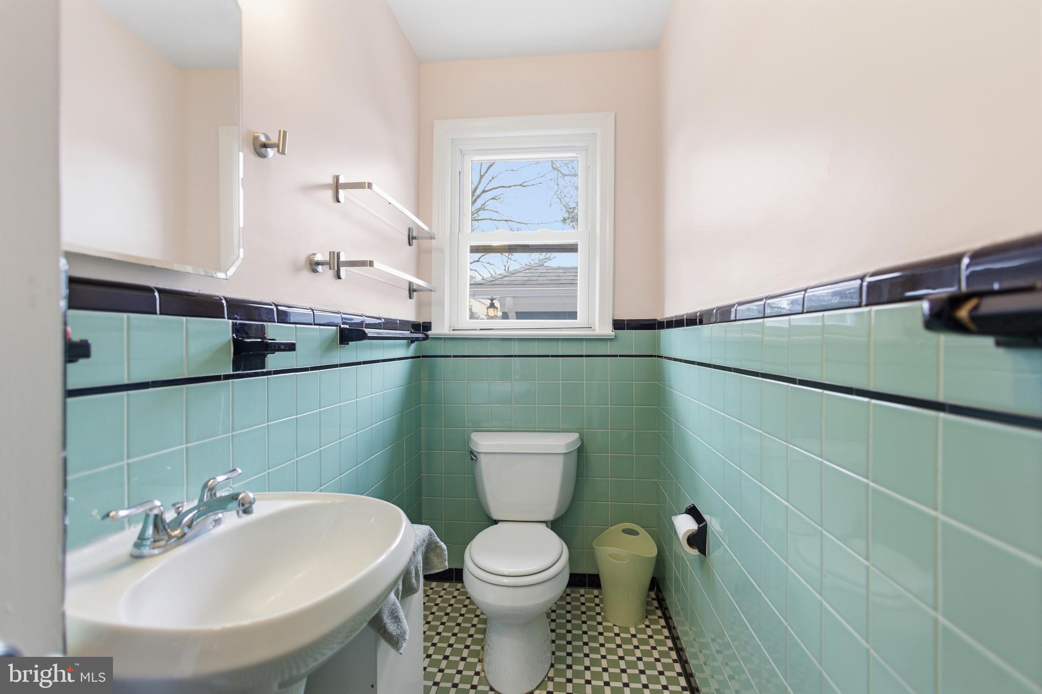 1729 Overlook Drive Silver Spring, MD 20903 - Photo 19 of 32