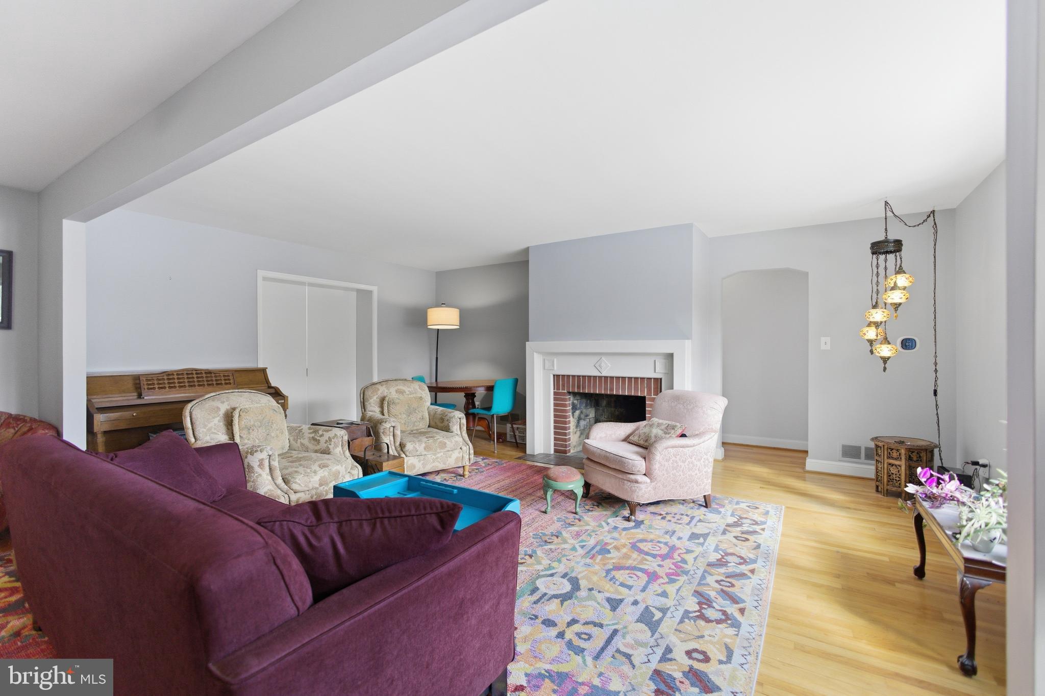 1729 Overlook Drive Silver Spring, MD 20903 - Photo 4 of 32