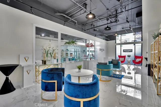 $748,000 | 300 East 4th Street, Unit 103, Long Beach, CA 90802