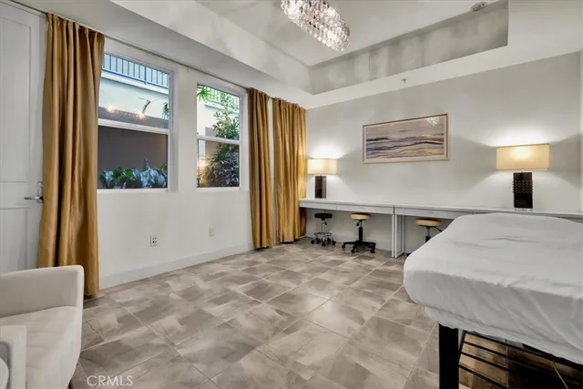 $748,000 | 300 East 4th Street, Unit 103, Long Beach, CA 90802