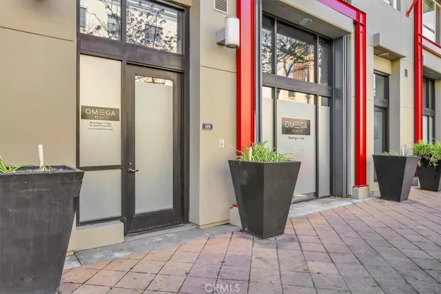 $748,000 | 300 East 4th Street, Unit 103, Long Beach, CA 90802