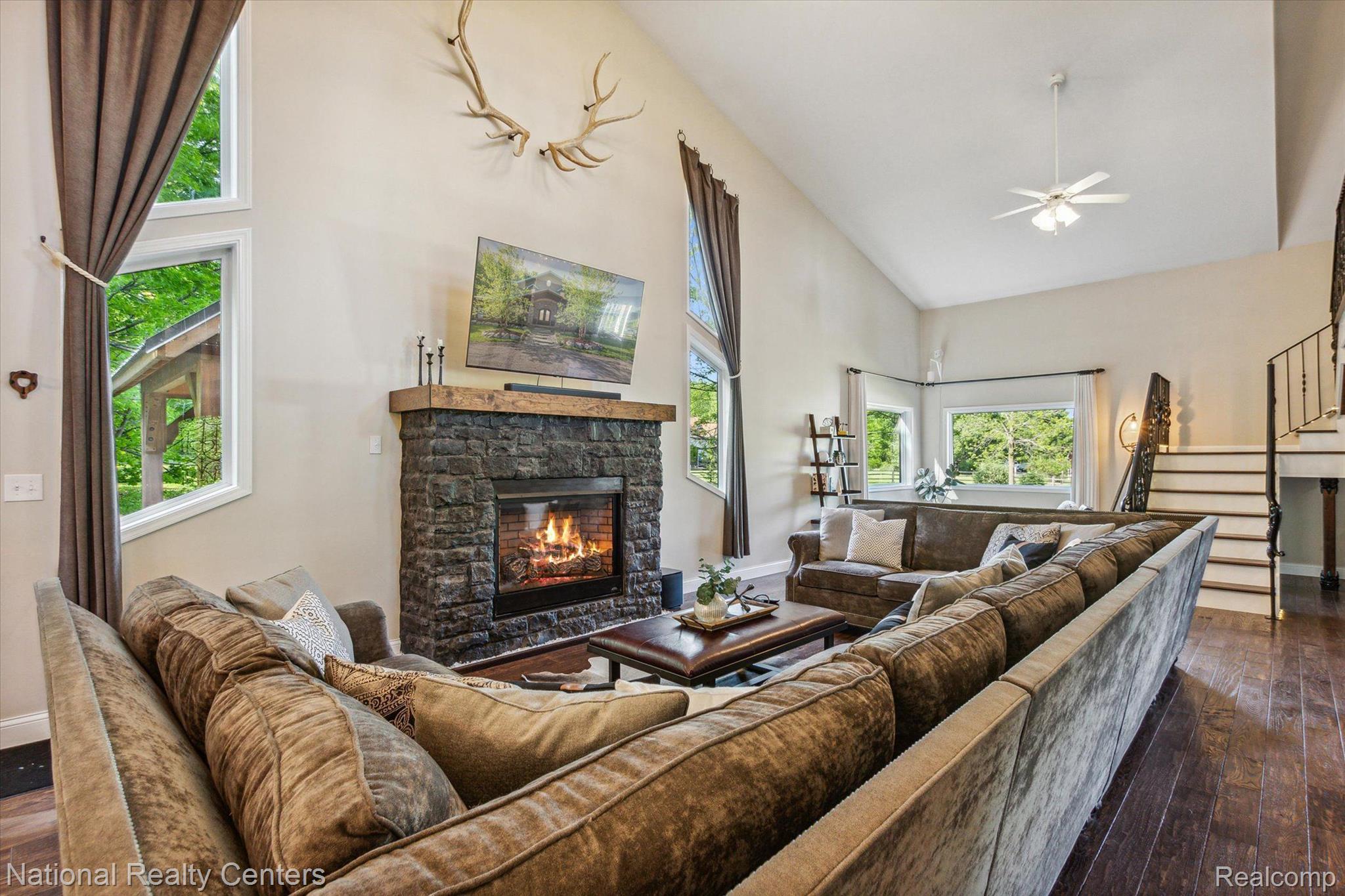 4720 Lone Tree Road Milford, MI 48380 - Photo 16 of 99 Gallery Image 16