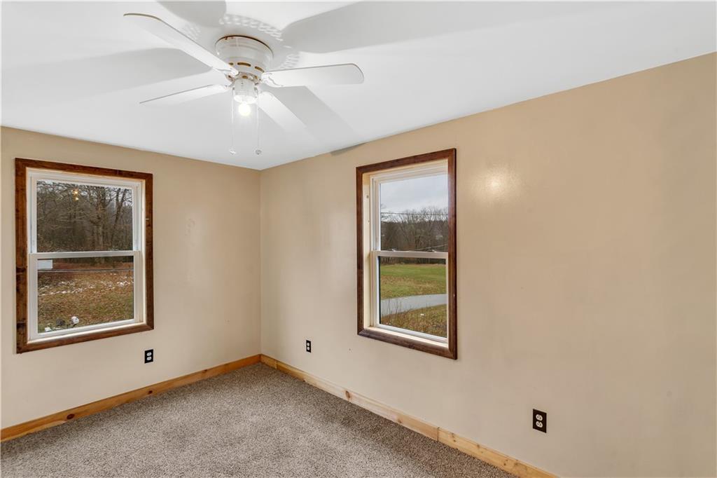 531 5th Avenue Avonmore, PA 15618 - Photo 20 of 25 an empty room with windows and fan