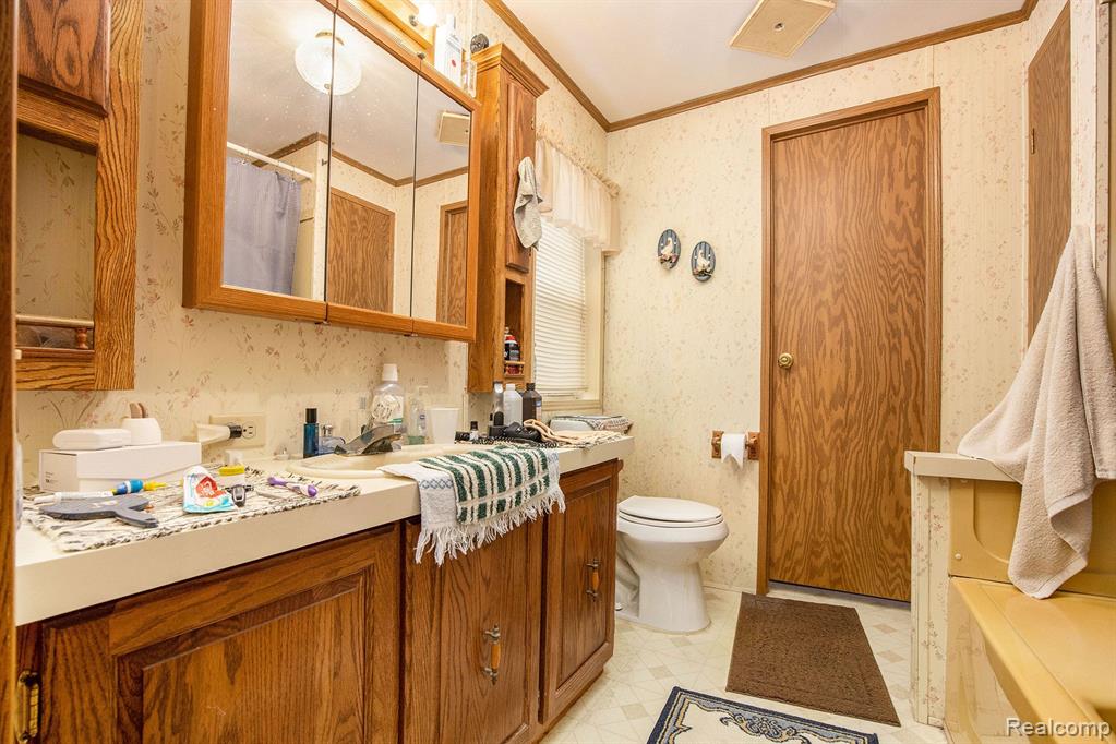 11533 Dunn Road Memphis, MI 48041 - Photo 17 of 25