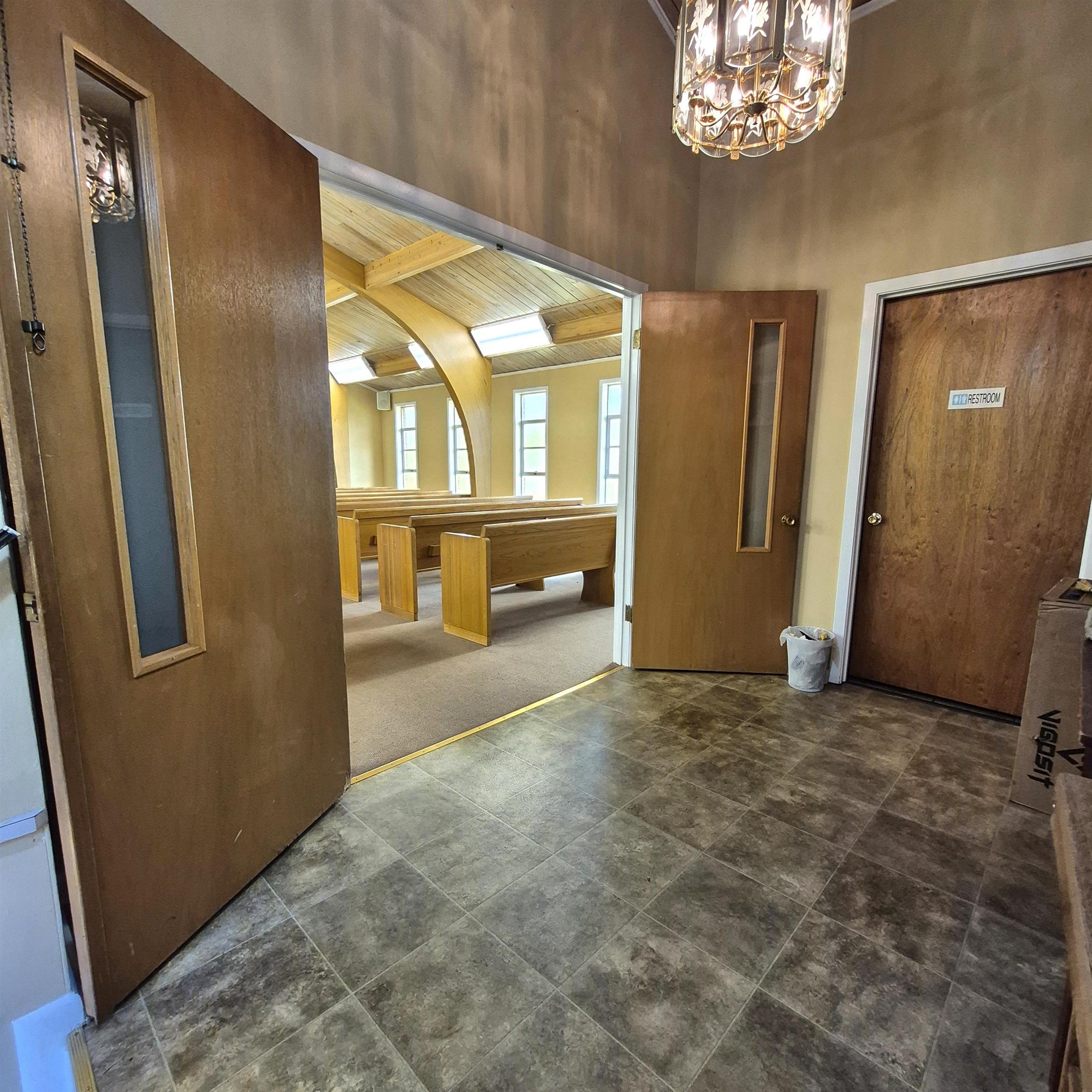 305 Rural Street Evergreen, AL 36401 - Photo 9 of 32 Entrance Foyer