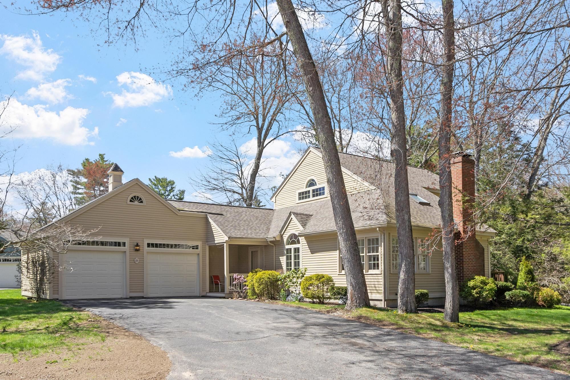 21 Peninsula Drive, Unit 21 Stratham, NH 03885 - Photo 1 of 35