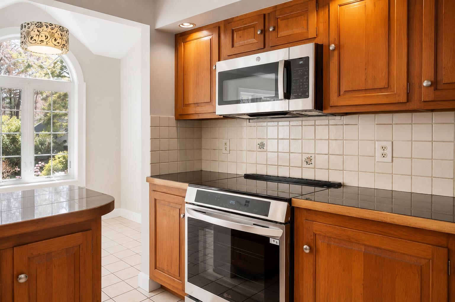 21 Peninsula Drive, Unit 21 Stratham, NH 03885 - Photo 13 of 35