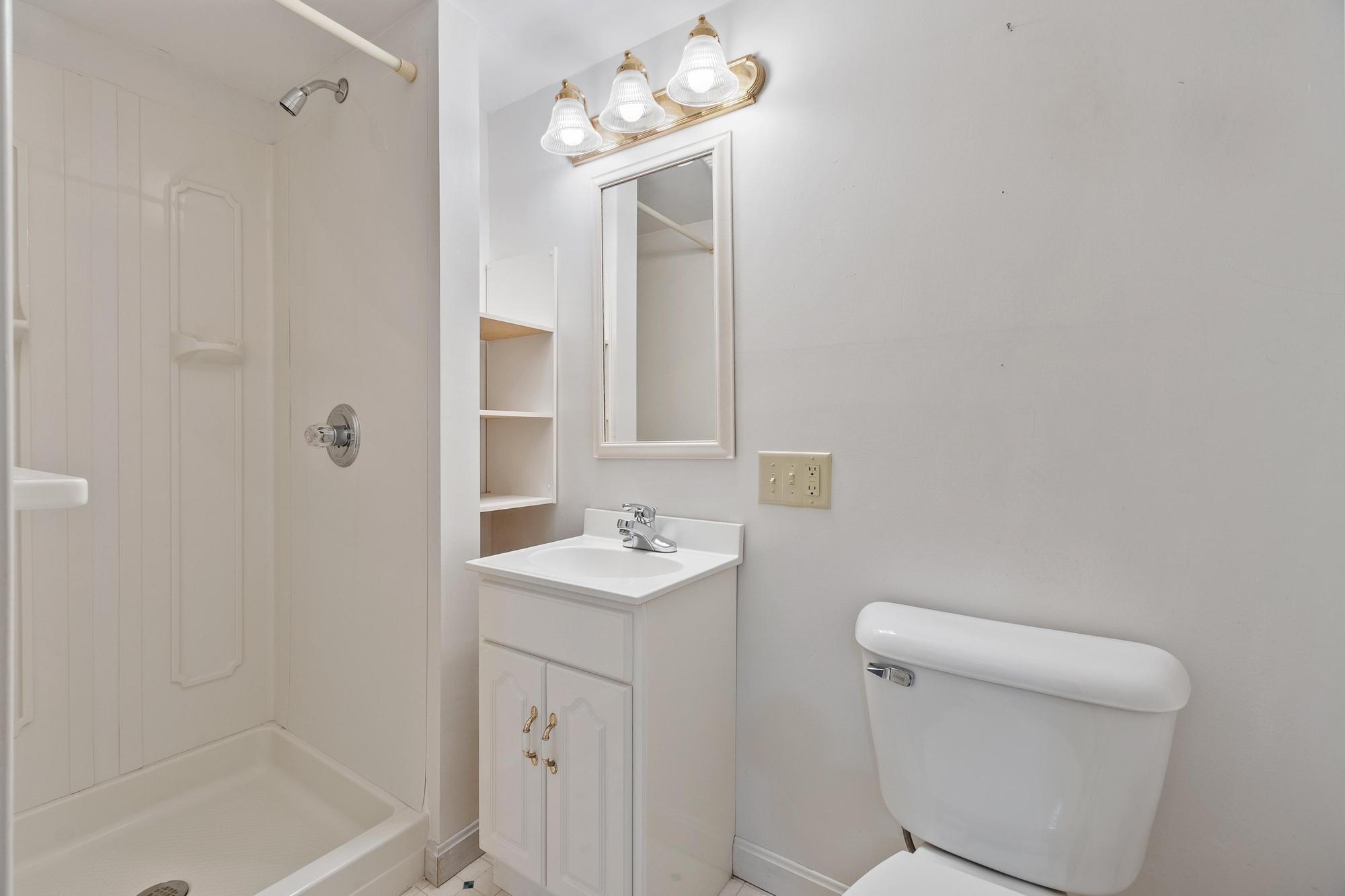 21 Peninsula Drive, Unit 21 Stratham, NH 03885 - Photo 31 of 35