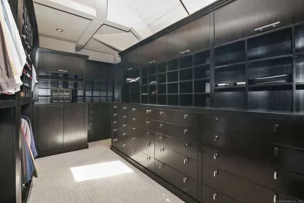 $9,900,000 | 50 Poplar Hill Drive, Farmington, CT 06032