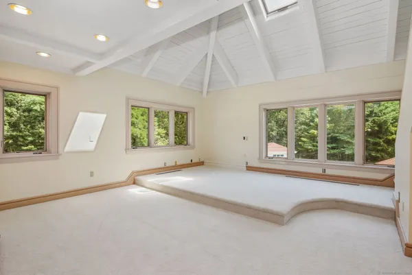 a view of a entryway