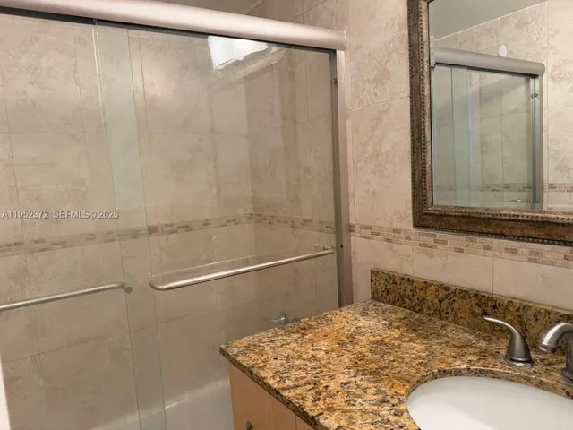 $2,200 | 2750 Northeast 183rd Street, Unit 1201, Aventura, FL 33160