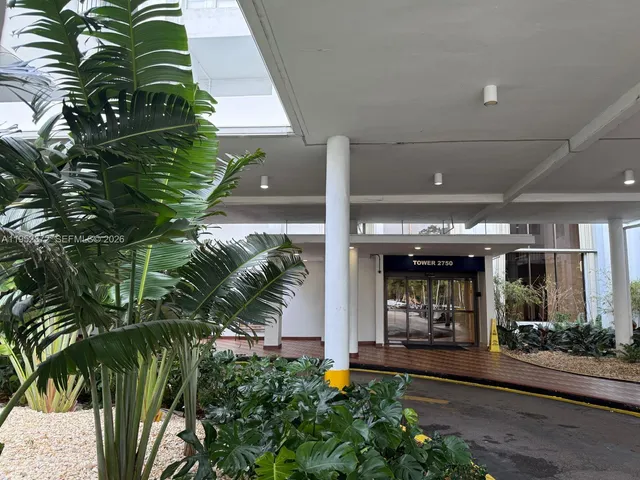 $2,200 | 2750 Northeast 183rd Street, Unit 1201, Aventura, FL 33160