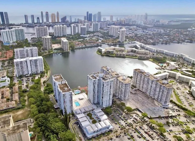 $2,200 | 2750 Northeast 183rd Street, Unit 1201, Aventura, FL 33160