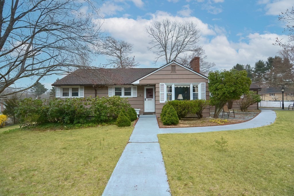 11 Rustlewood Drive Canton, MA 02021 - Photo 1 of 35 Gallery Image 1