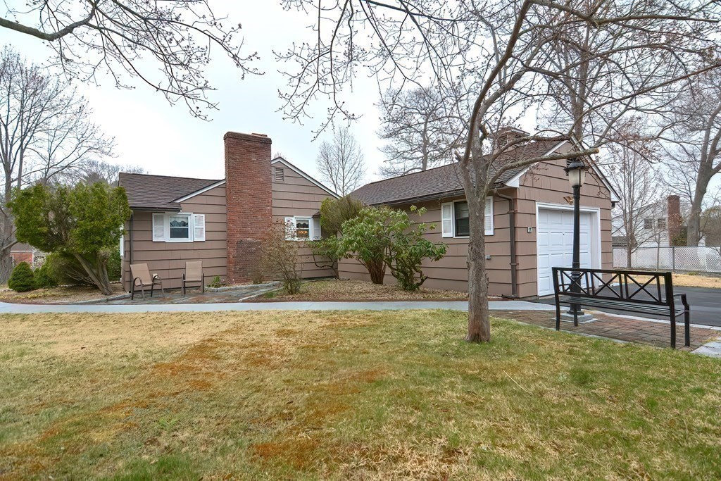 11 Rustlewood Drive Canton, MA 02021 - Photo 4 of 35 Gallery Image 4