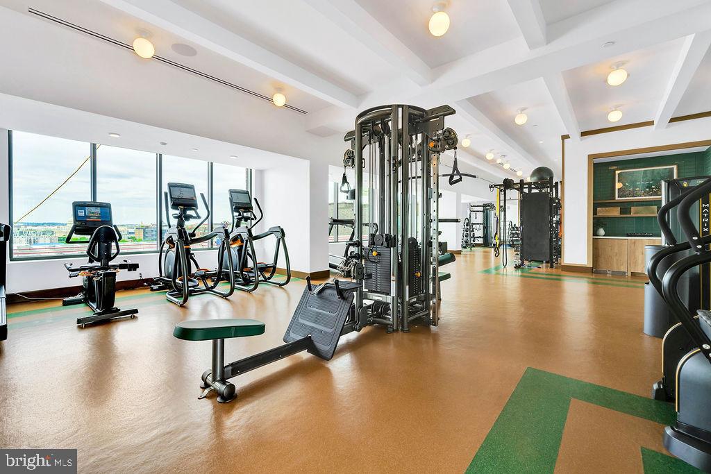 113 Potomac Avenue Southwest, Unit 1231 Washington, DC 20024 - Photo 26 of 51 a view of a room with gym equipment