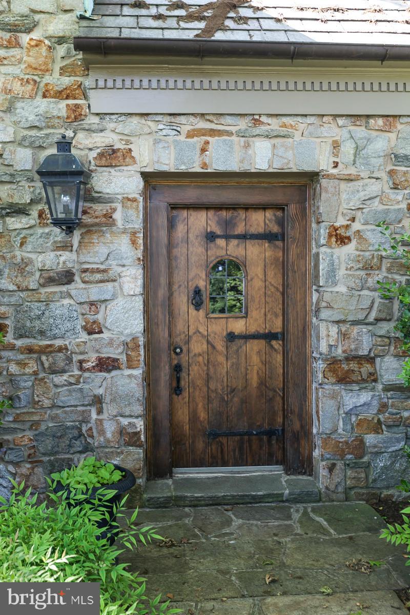 1302 Aintree Road Baltimore, MD 21286 - Photo 2 of 30 Main Entry