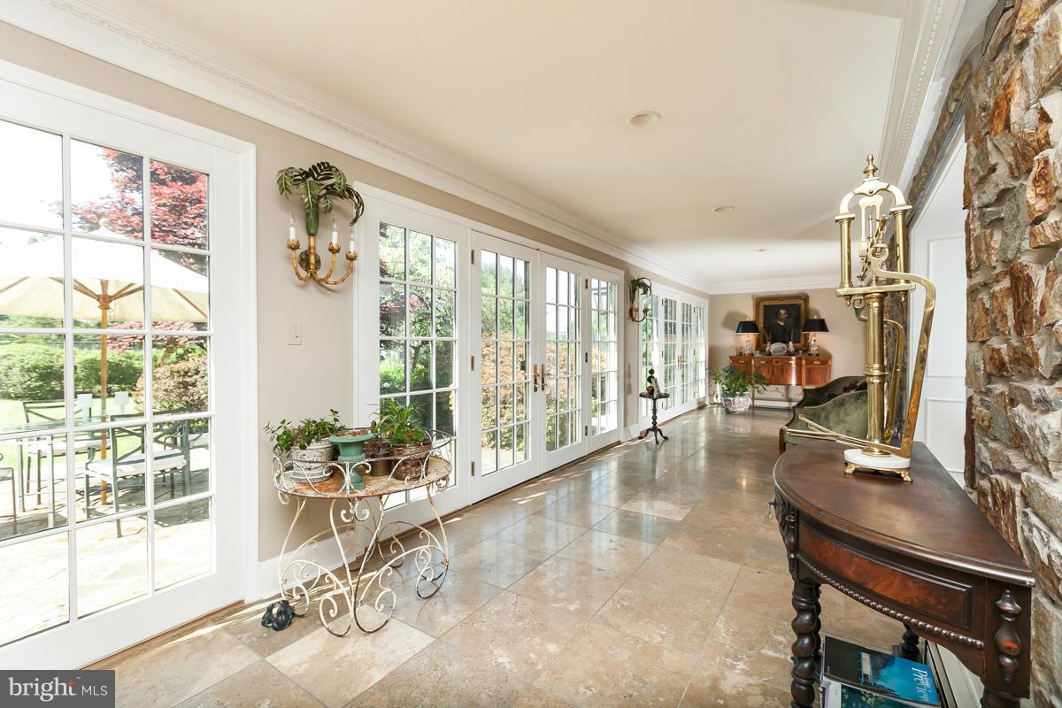 1302 Aintree Road Baltimore, MD 21286 - Photo 13 of 30 Sun Room