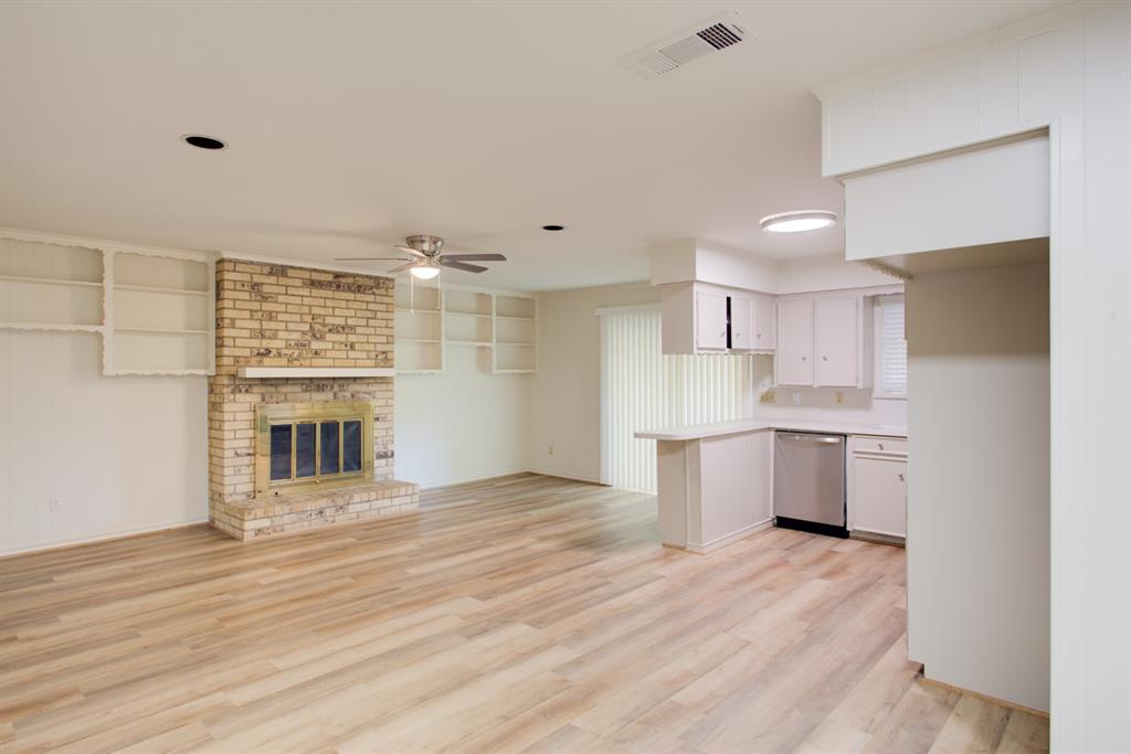 6328 Rincon Way Dallas, TX 75214 - Photo 7 of 15 Gallery Image 7