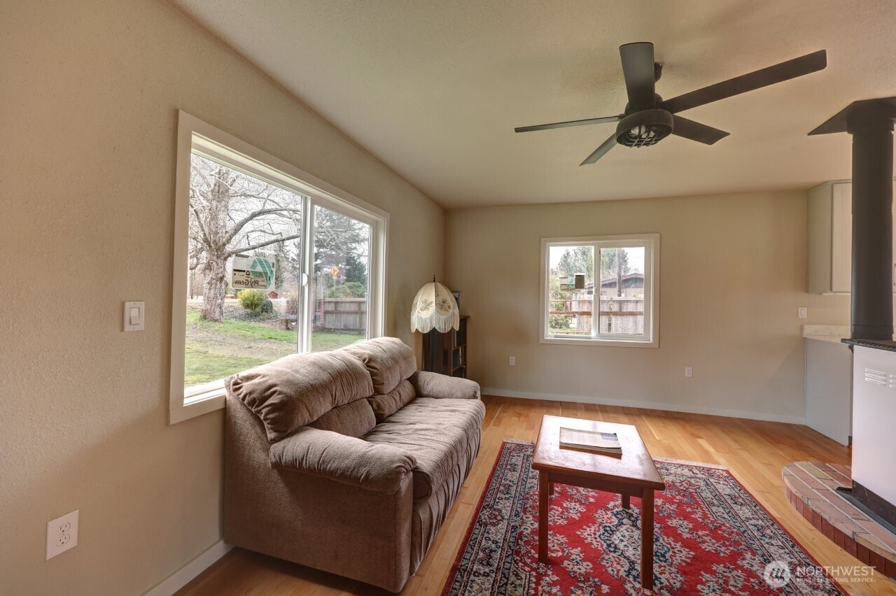 4215 Sandridge Road Long Beach, WA 98631 - Photo 12 of 40 Gallery Image 12