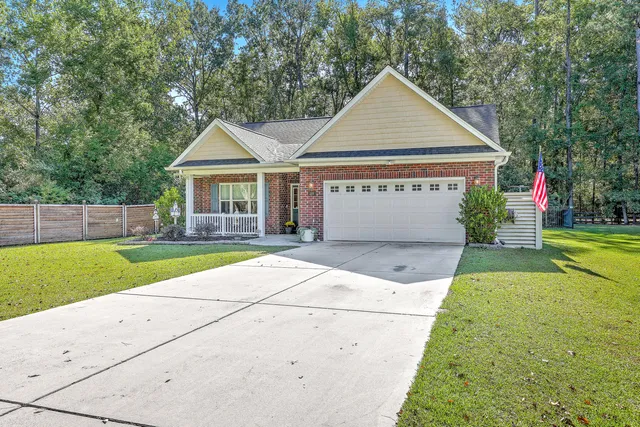 $369,900 | 1122 Langdoc Street, Moncks Corner, SC 29461
