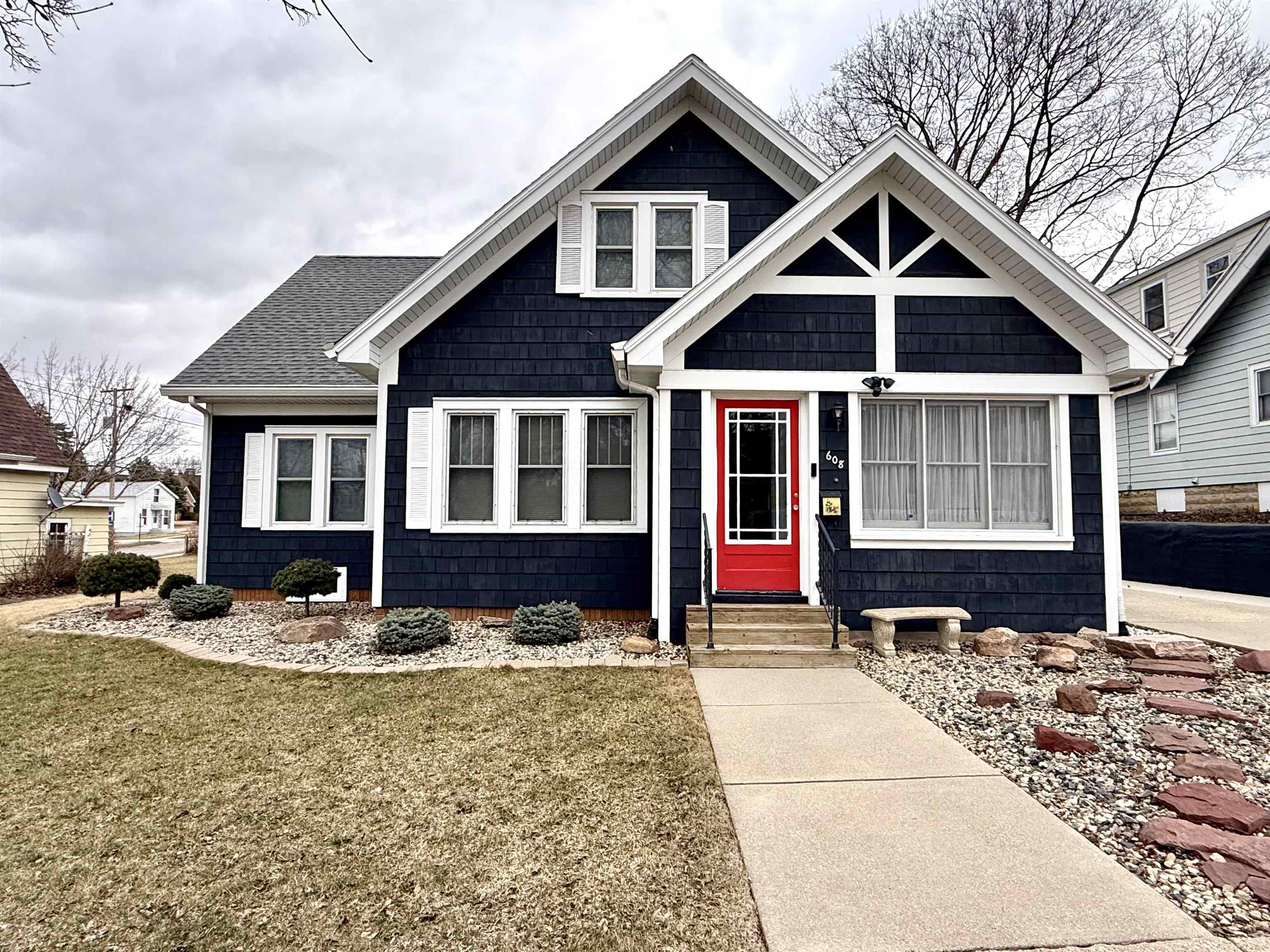 608 19th Avenue Monroe, WI 53566 - Photo 1 of 33