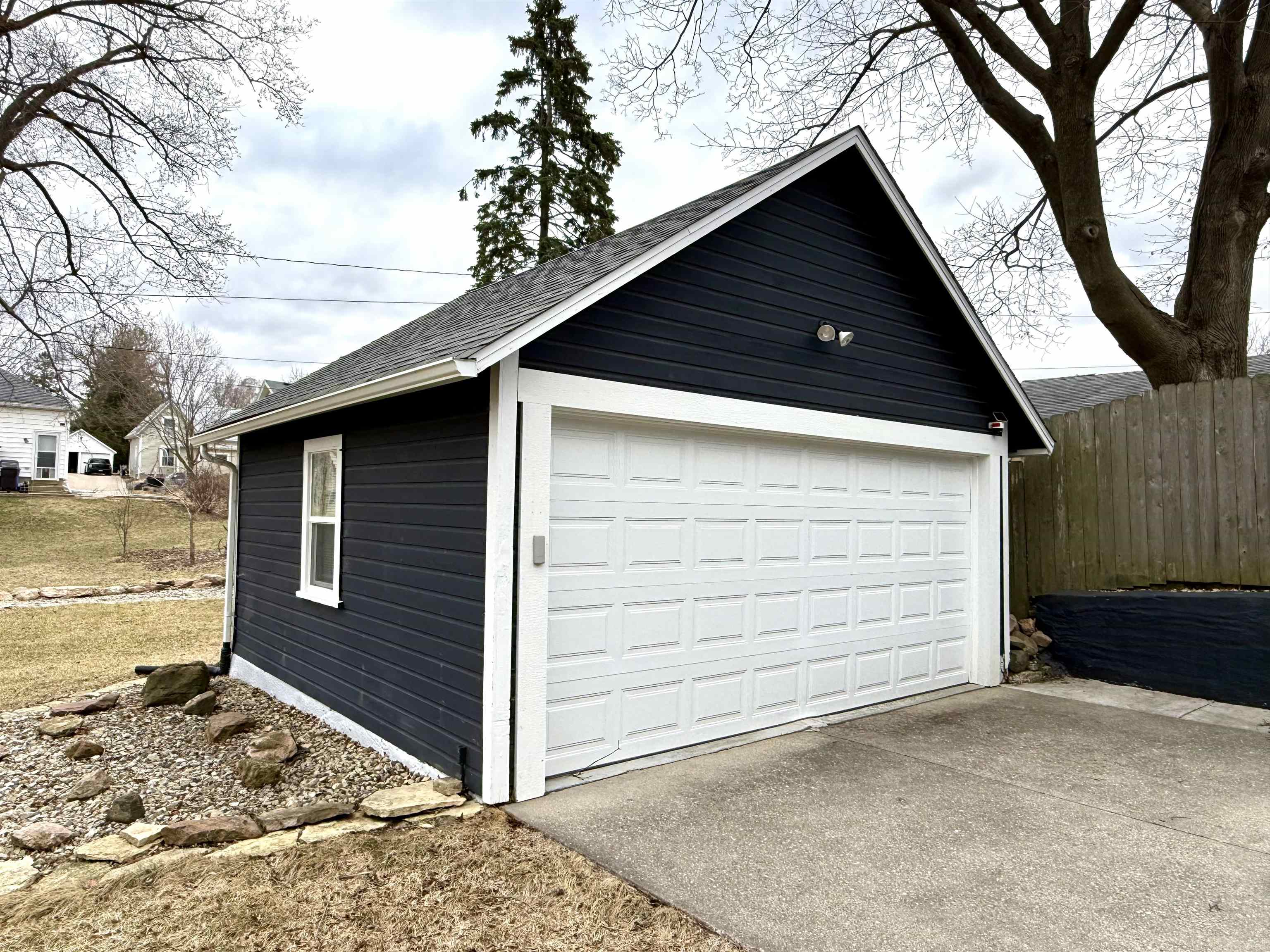 608 19th Avenue Monroe, WI 53566 - Photo 13 of 33