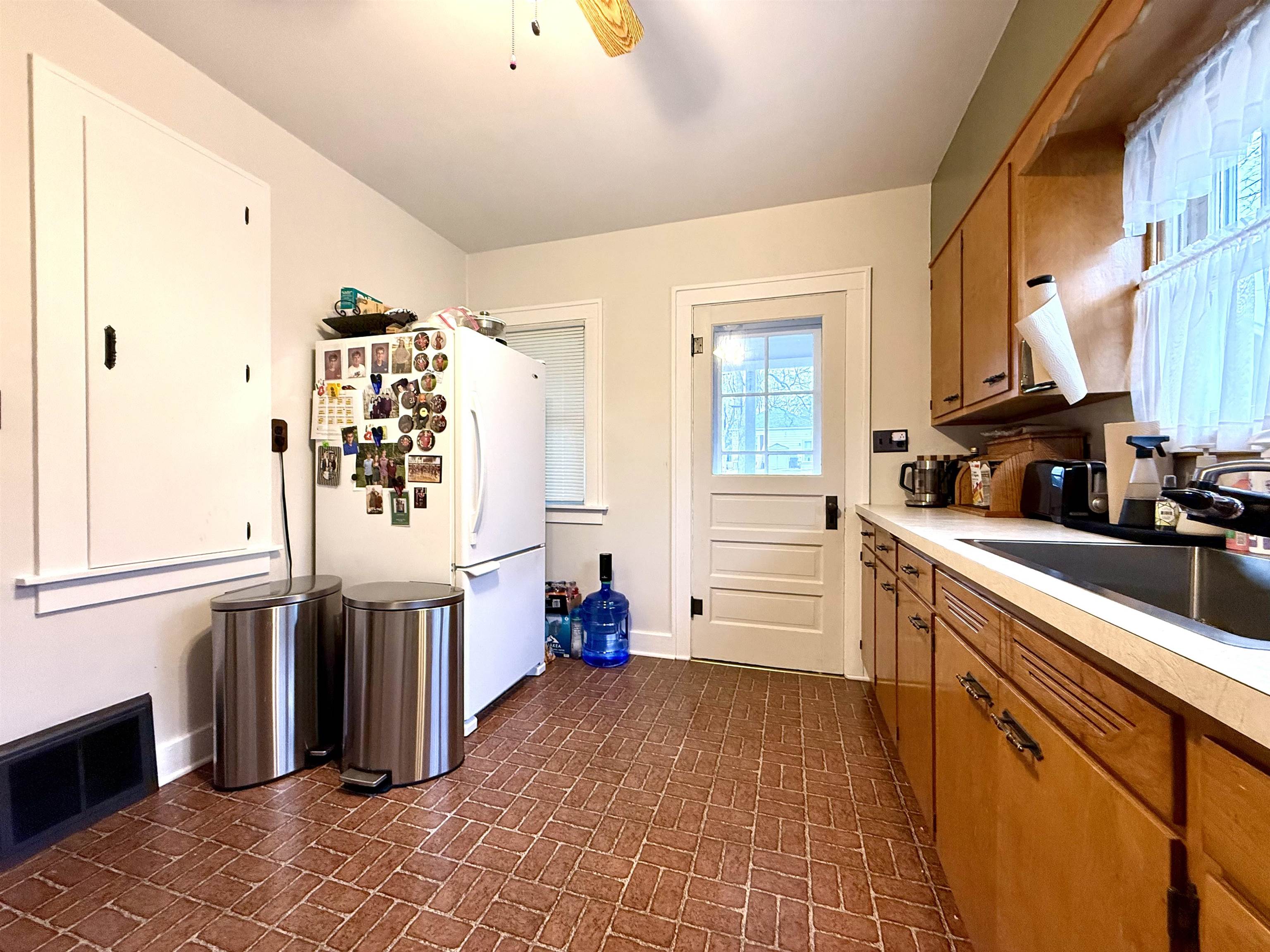 608 19th Avenue Monroe, WI 53566 - Photo 21 of 33