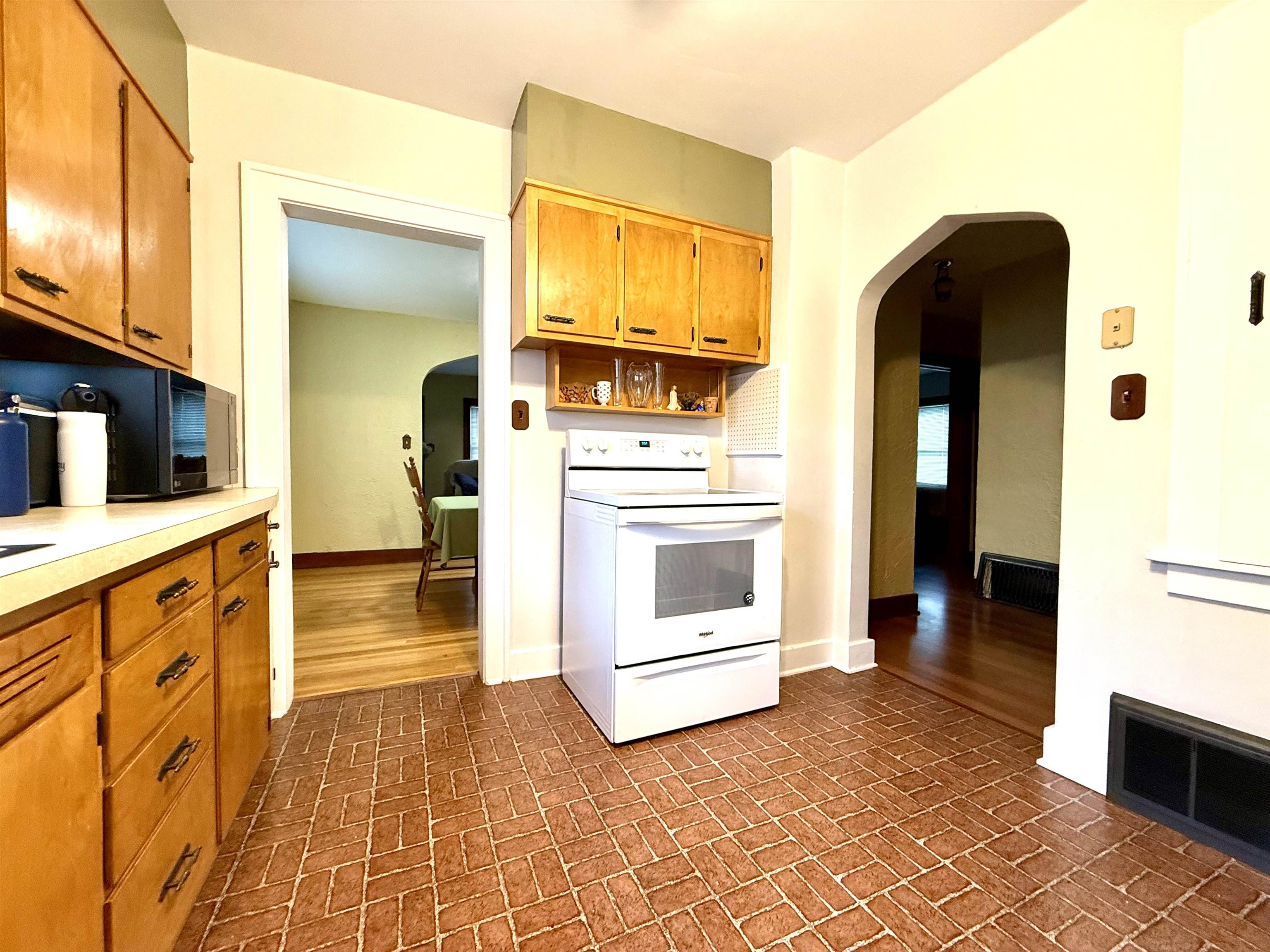 608 19th Avenue Monroe, WI 53566 - Photo 22 of 33