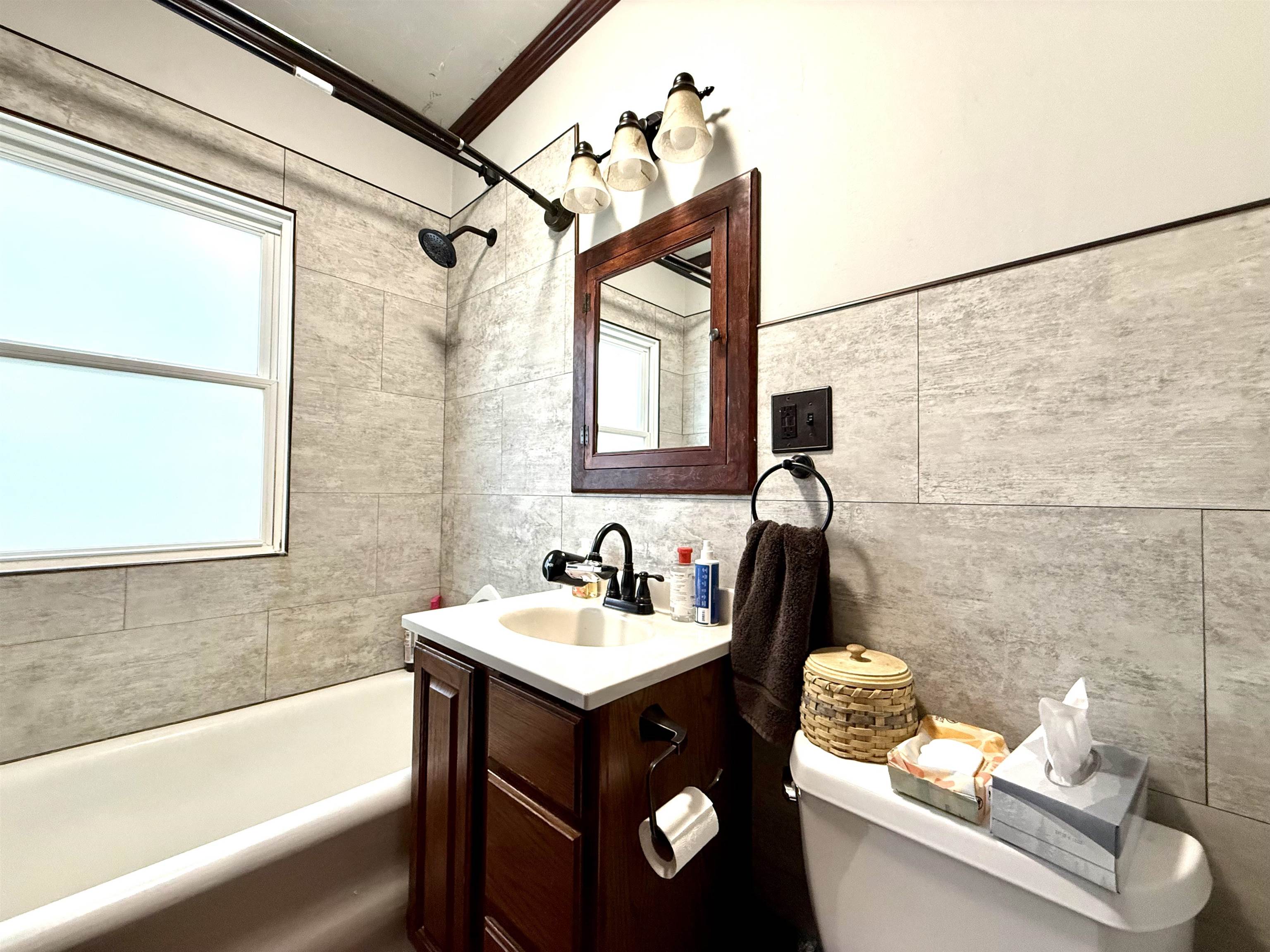 608 19th Avenue Monroe, WI 53566 - Photo 24 of 33