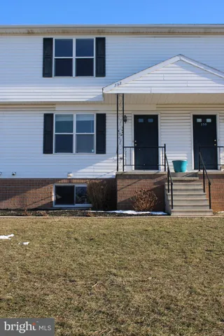 $1,575 | 232 Ark Drive, Dallastown, PA 17313