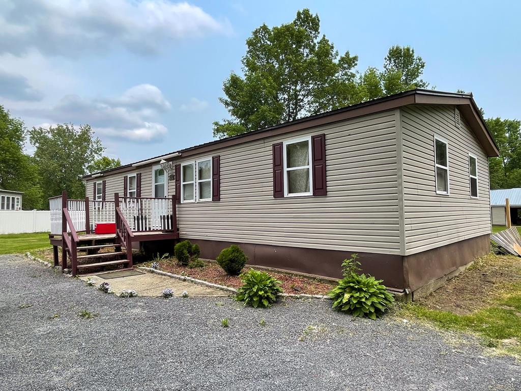 232 Lyons Road Plattsburgh, NY 12901 - Photo 1 of 16 Gallery Image 1