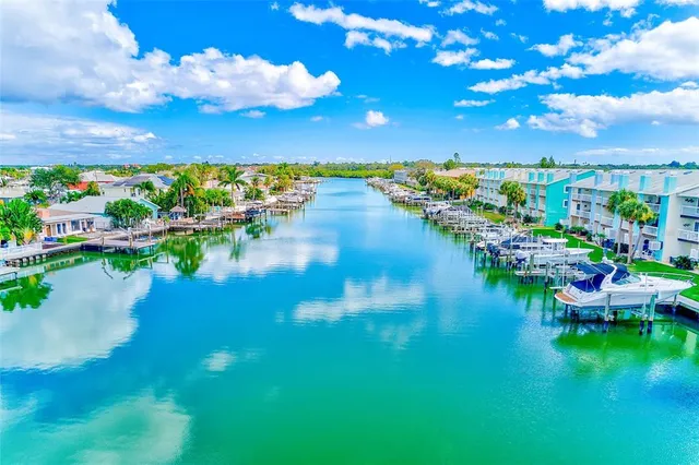 $1,200,000 | 100 Windrush Boulevard, Unit 2, Indian Rocks Beach, FL 33785