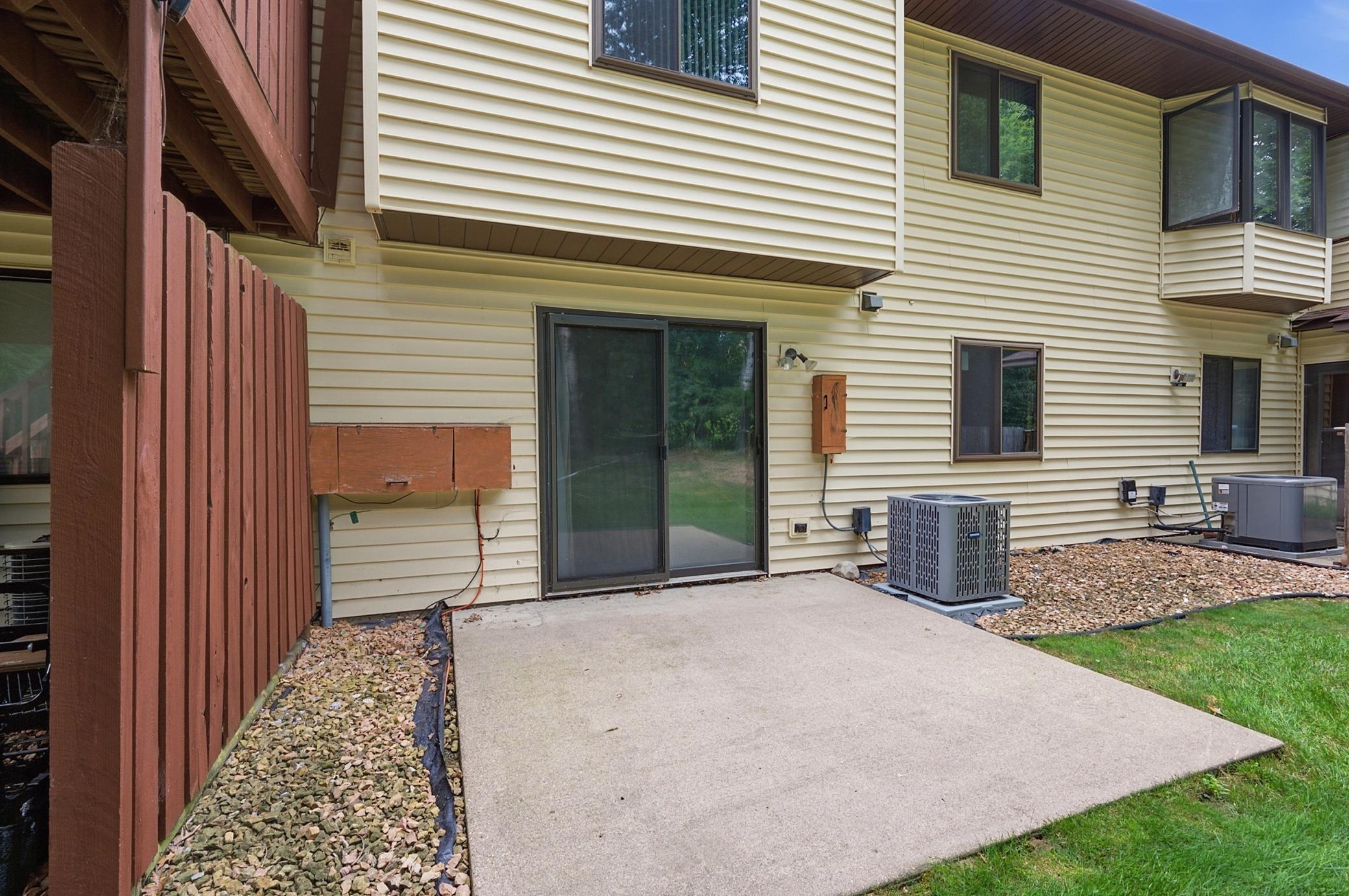 8564 134th Street West Apple Valley, MN 55124 - Photo 28 of 32 Gallery Image 28