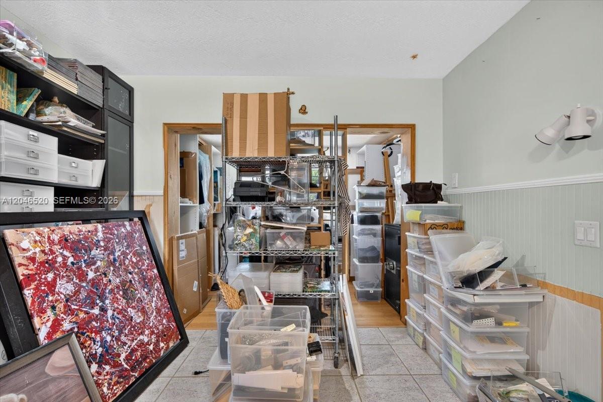 9841 Southwest 157th Terrace Miami, FL 33157 - Photo 31 of 54