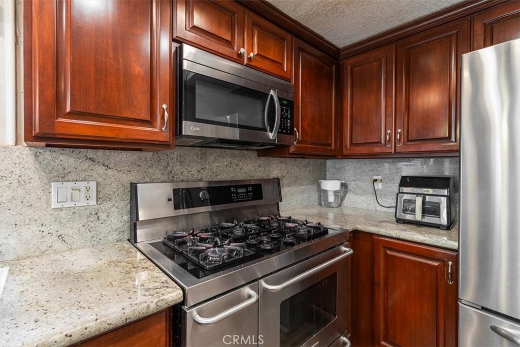 1735 Wisteria Drive Brea, CA 92821 - Photo 13 of 46