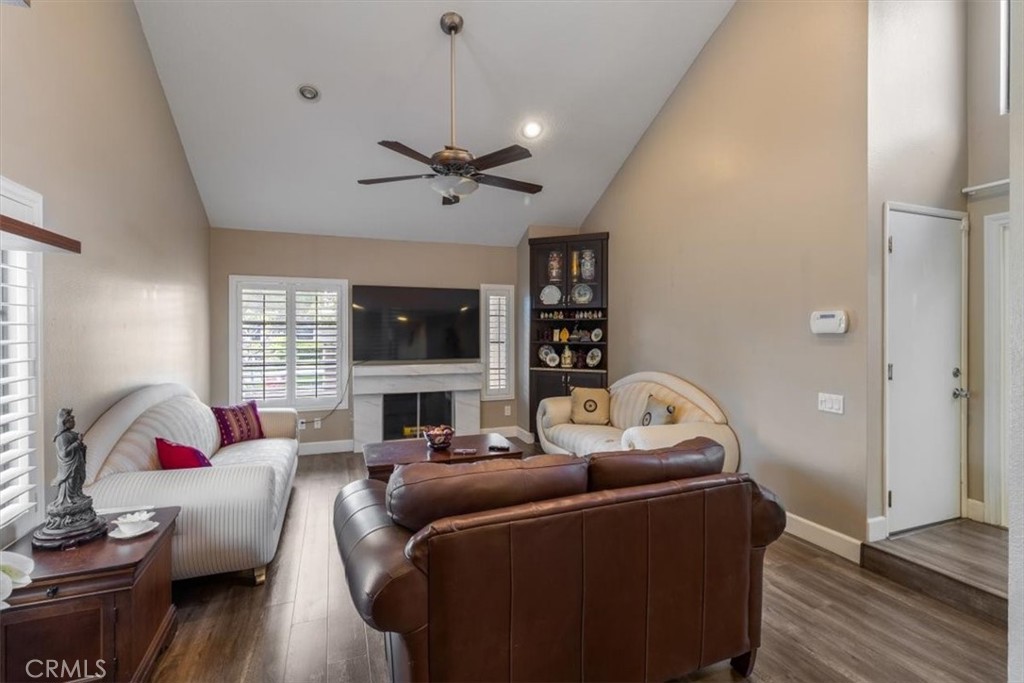 1735 Wisteria Drive Brea, CA 92821 - Photo 7 of 46