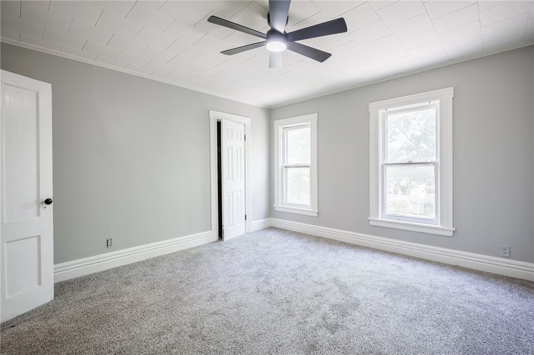 420 Columbia Avenue Rochester, NY 14611 - Photo 22 of 26