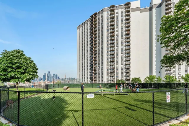 $493,500 | 100 Manhattan Avenue, Unit 1217, Union City, NJ 07087