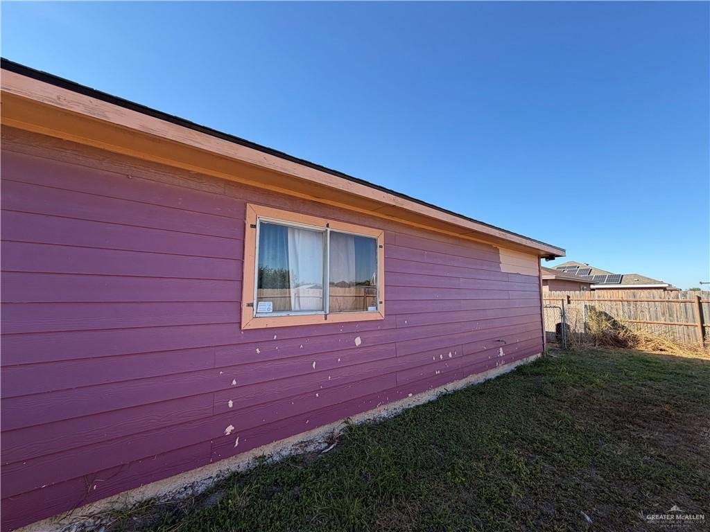 434 Serg Loop Alamo, TX 78516 - Photo 17 of 17 a backyard view