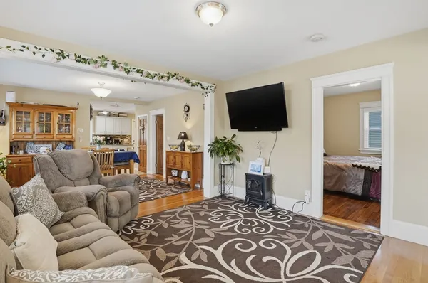 $439,900 | 84 Eureka Street, Worcester, MA 01603